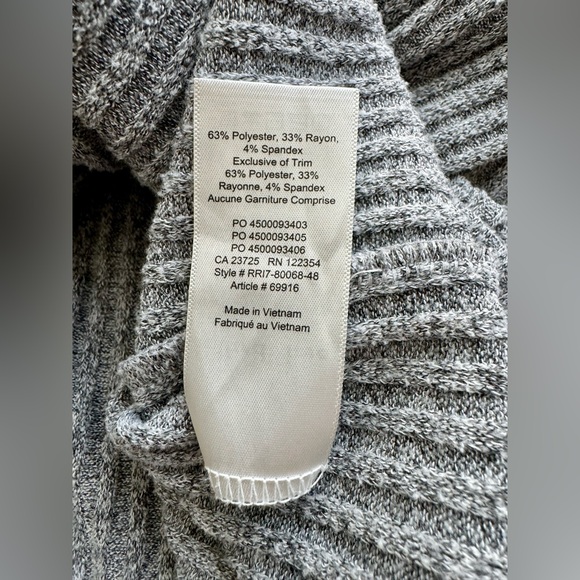 Wilfred Free Long Sleeve V-Neck Sweater | M - Picture 4 of 4